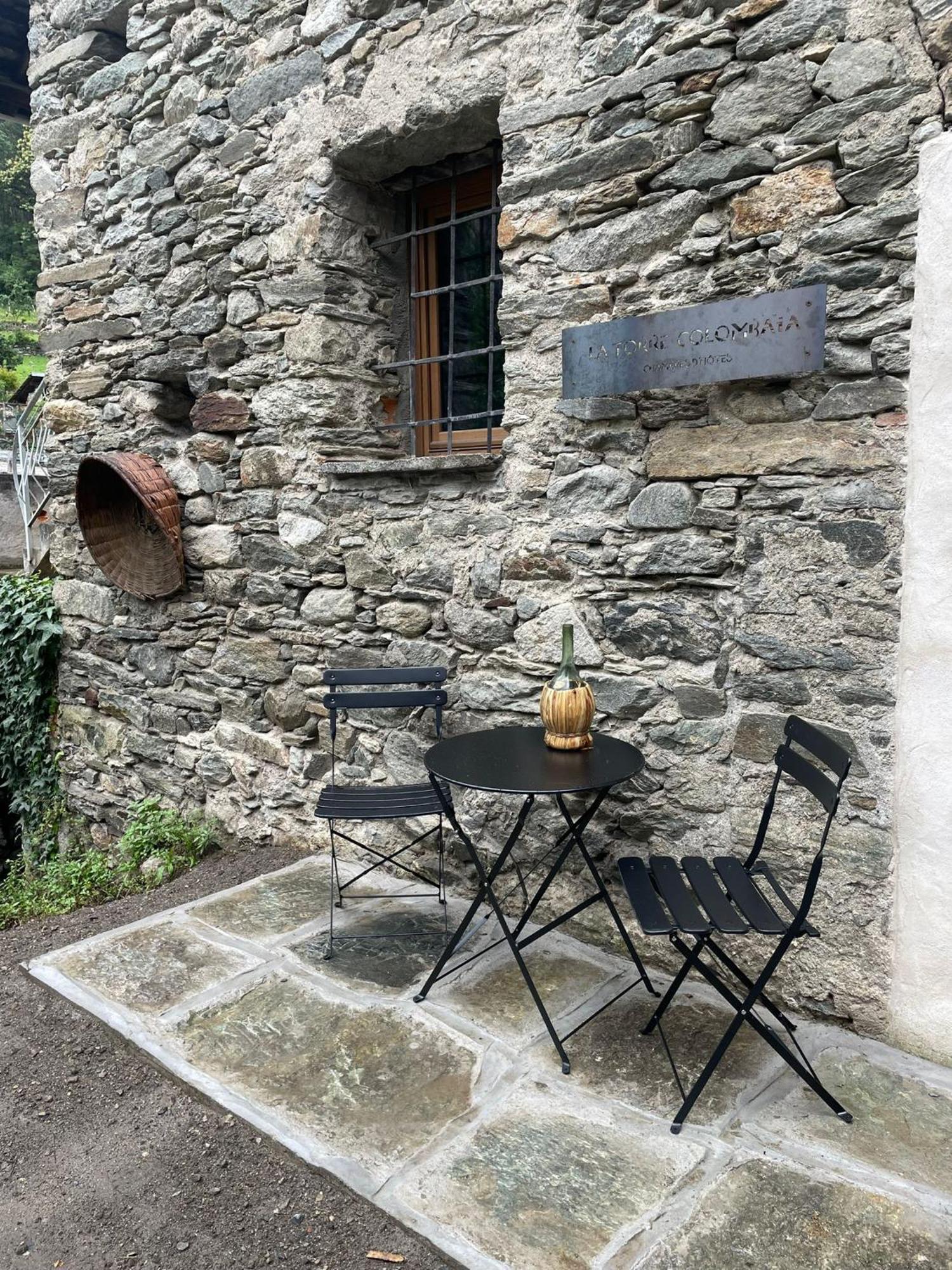 La Torre Colombaia - Monumento Del 1400 Apartamento Arnad Exterior foto